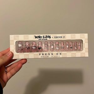 Hello kitty x Forever 21 press on nails NEW